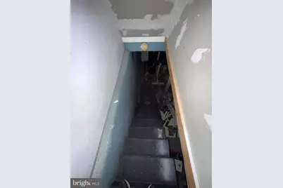 816 Jackson Street, Philadelphia, PA 19148 - Photo 11