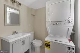 2323 E Cambria St, Philadelphia, PA 19134 - Photo 13