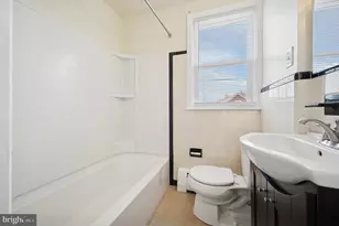 7947 Ferndale St, Philadelphia, PA 19111 - Photo 15