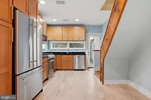 1040 N Leithgow St, Philadelphia, PA 19123 - Photo 21