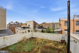 1040 N Leithgow St, Philadelphia, PA 19123 - Photo 31