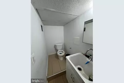 6428 W Girard Avenue, Philadelphia, PA 19151 - Photo 27