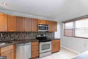 10869 Harrow Rd, Philadelphia, PA 19154 - Photo 3