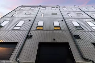 1104 McKean St, Philadelphia, PA 19148 - Photo 5