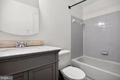 234 N 3rd Street #403, Philadelphia, PA 19106 - Photo 17