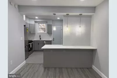 2013 S Croskey Street, Philadelphia, PA 19145 - Photo 5