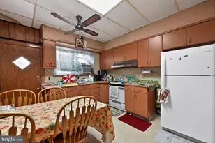 1123 Wolf St, Philadelphia, PA 19148 - Photo 13