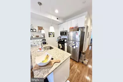 806 N 19th Street #B, Philadelphia, PA 19130 - Photo 5