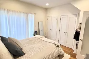 806 N 19th St, Philadelphia, PA 19130 - Photo 9