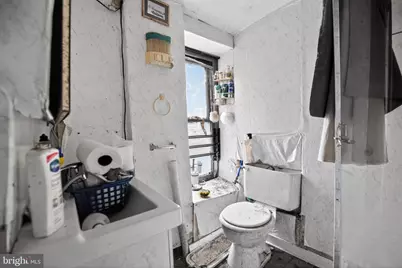 5206 N Sydenham Street, Philadelphia, PA 19141 - Photo 5