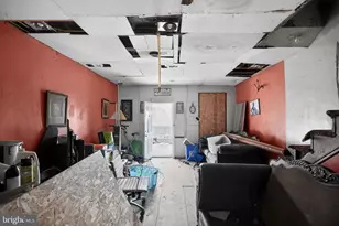 5206 N Sydenham St, Philadelphia, PA 19141 - Photo 3