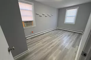 1717 Danforth St, Philadelphia, PA 19152 - Photo 5