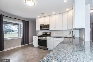 2865 Norcom Rd, Philadelphia, PA 19154 - Photo 13