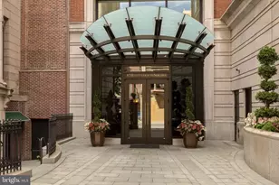 130 S 18th St, Philadelphia, PA 19103 - Photo 1