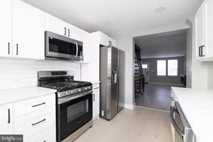 1725 W Thompson St, Philadelphia, PA 19121 - Photo 9