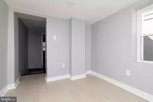 1725 W Thompson St, Philadelphia, PA 19121 - Photo 25