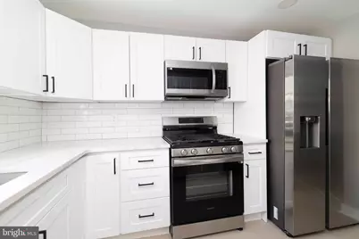 1725 W Thompson Street, Philadelphia, PA 19121 - Photo 9