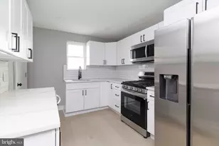 1725 W Thompson St, Philadelphia, PA 19121 - Photo 7