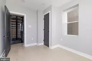 1725 W Thompson St, Philadelphia, PA 19121 - Photo 11