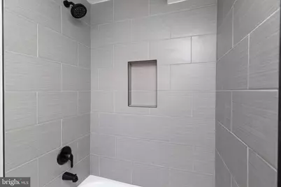 1725 W Thompson Street, Philadelphia, PA 19121 - Photo 15