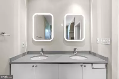 2521 Manton Street, Philadelphia, PA 19146 - Photo 11