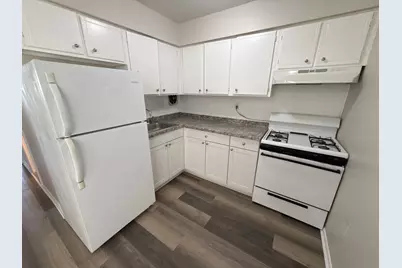 575 Allengrove Street, Philadelphia, PA 19120 - Photo 13