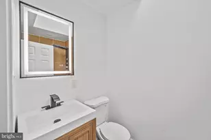 7335 E Walnut Ln, Philadelphia, PA 19138 - Photo 15