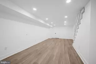 7335 E Walnut Ln, Philadelphia, PA 19138 - Photo 21