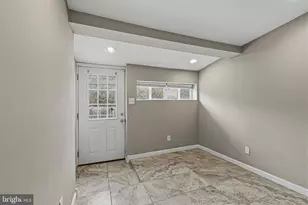 5520 N 7th St, Philadelphia, PA 19120 - Photo 11