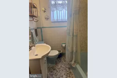 2417 S American Street, Philadelphia, PA 19148 - Photo 17