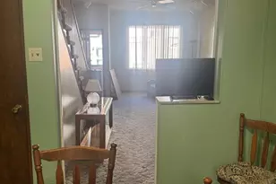 2417 S American St, Philadelphia, PA 19148 - Photo 5