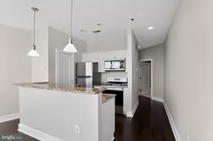 201 N 8th St, Philadelphia, PA 19106 - Photo 13