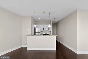 201 N 8th St, Philadelphia, PA 19106 - Photo 13