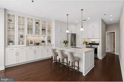201 N 8th Street #512, Philadelphia, PA 19106 - Photo 15