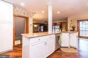 412 Forest Hills Ave, Philadelphia, PA 19116 - Photo 17