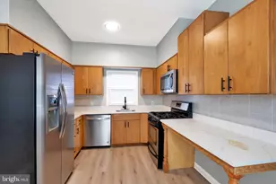 2718 Folsom St, Philadelphia, PA 19130 - Photo 9