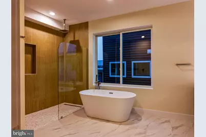 1032 S Randolph Street, Philadelphia, PA 19147 - Photo 11