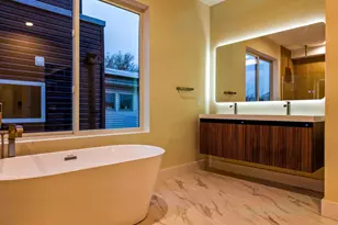 1032 S Randolph St, Philadelphia, PA 19147 - Photo 5