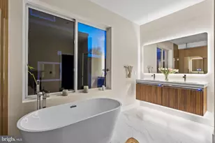 1032 S Randolph St, Philadelphia, PA 19147 - Photo 15