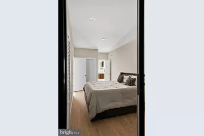 1031 S Fairhill Street, Philadelphia, PA 19147 - Photo 17