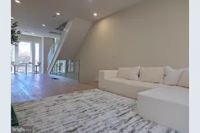 1031 S Fairhill Street, Philadelphia, PA 19147 - Photo 9