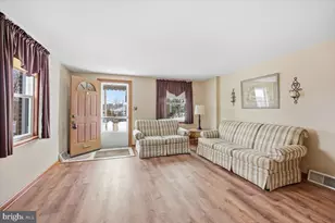 552 Overlook Rd, Philadelphia, PA 19128 - Photo 7