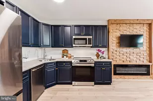 2504 E York St, Philadelphia, PA 19125 - Photo 25