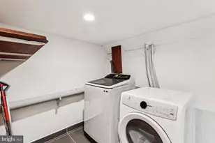 2504 E York St, Philadelphia, PA 19125 - Photo 39