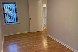 2427 N 10th St, Philadelphia, PA 19133 - Photo 13