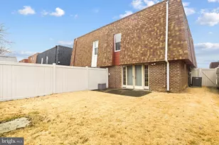 9838 Bonner St, Philadelphia, PA 19115 - Photo 27