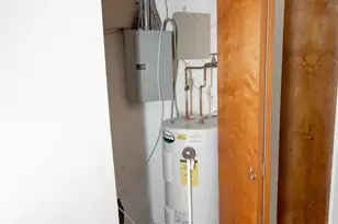 1411-5 Walnut St, Philadelphia, PA 19102 - Photo 11