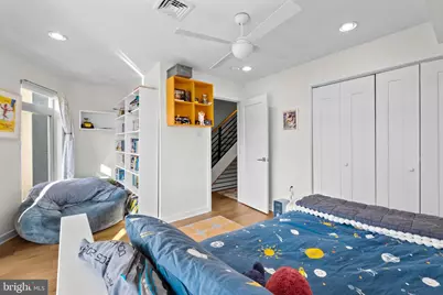 807 S 6th Street, Philadelphia, PA 19147 - Photo 35