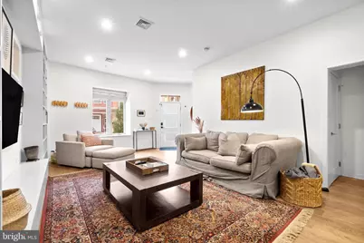 807 S 6th Street, Philadelphia, PA 19147 - Photo 17