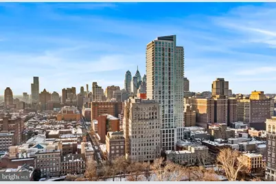 210 W Washington Square #6SW, Philadelphia, PA 19106 - Photo 3